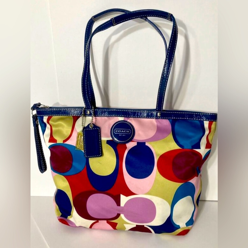 Multicolored satin coach shoulder tote in excellent condition!!